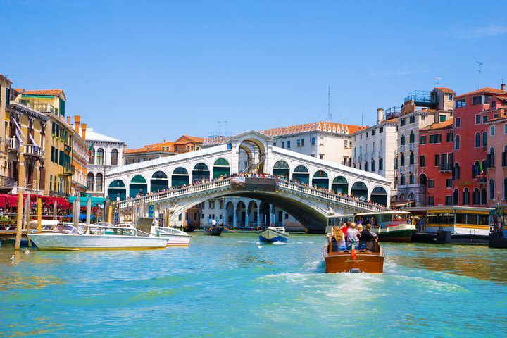 Hidden Venice Tour with Secret Gardens and Grand Canal Boat Cruise image