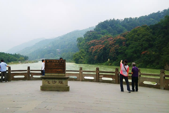 Dujiangyan Irrigation and Qingcheng Mountain Private Day Tour from Chengdu image