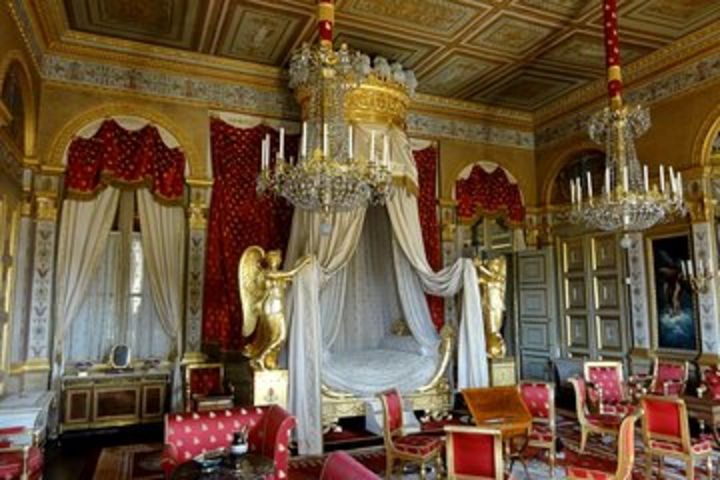 CHANTILLY & COMPIEGNE PALACE (lunch in SENLIS ) -from your hotel in PARIS - image