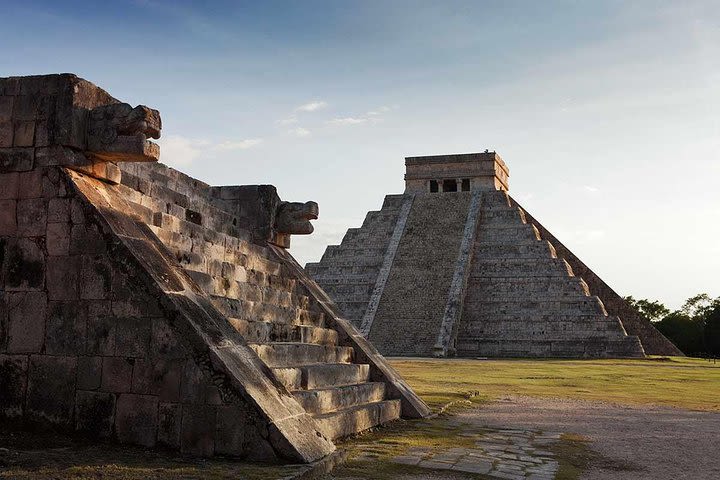 Chichén Itzá Wonder of the World Drop-Off Cancun image