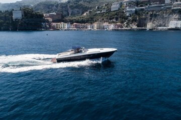 Capri Private Yacht Tour  image