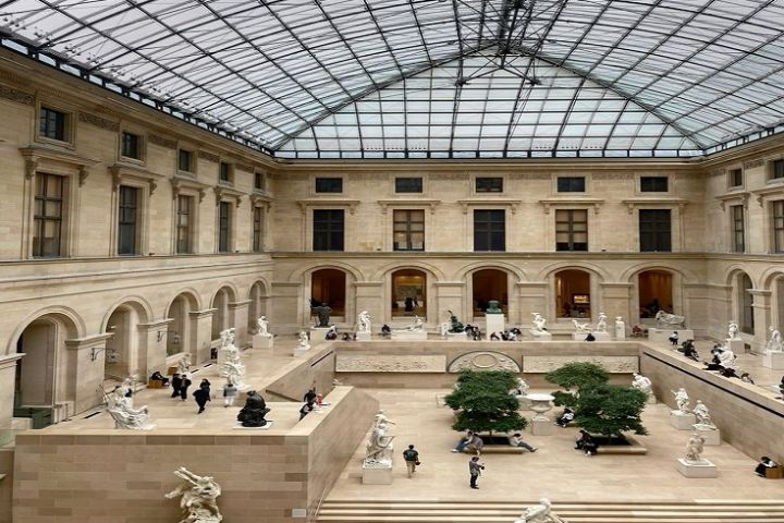 Louvre Museum Skip-the-Line Tickets to Mona Lisa image