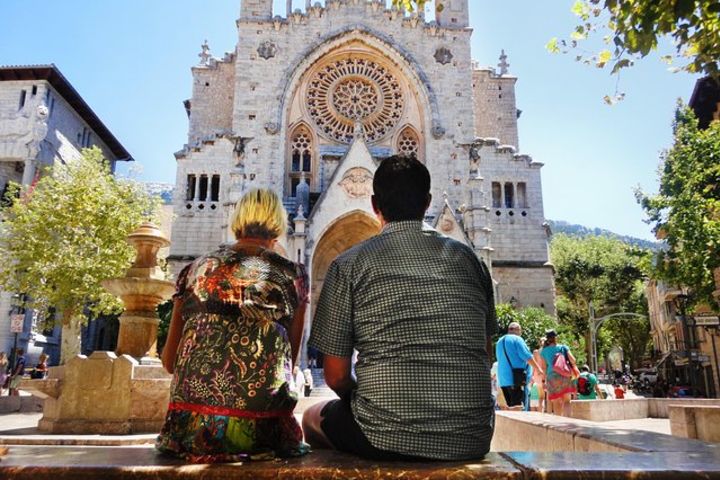 Valldemosa and Valley of Soller Tour in Mallorca image