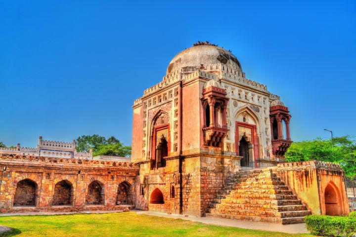 Bordeaux Gourmet Food Walking Tour image