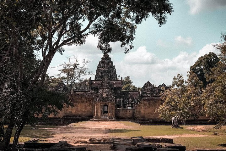  Half Day Tour- Angkor Wat, Ta Promh, Bayon Temple  image