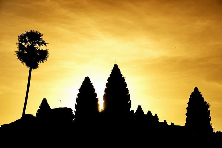 2-Day Temples with Sunrise Small Group Tour of Siem Reap image