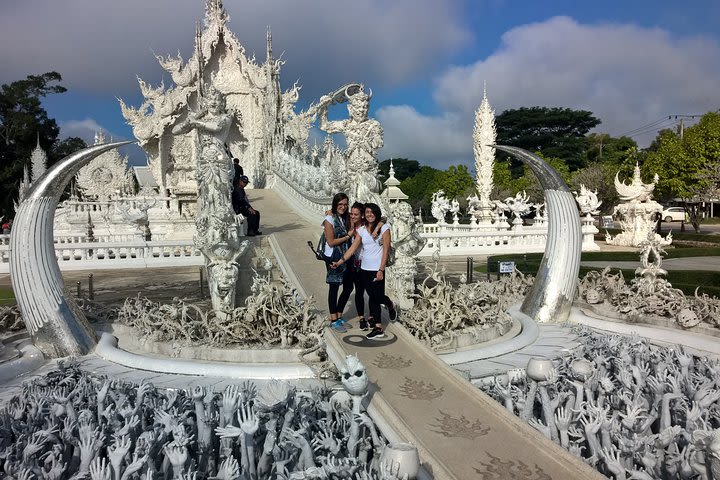 Full-Day Private Chiang Rai City Temple Tour image