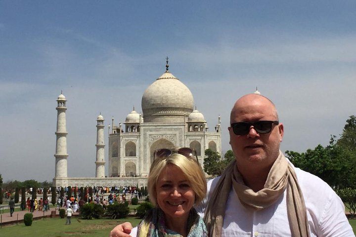 Private Luxury Tour to Taj Mahal, Agra image