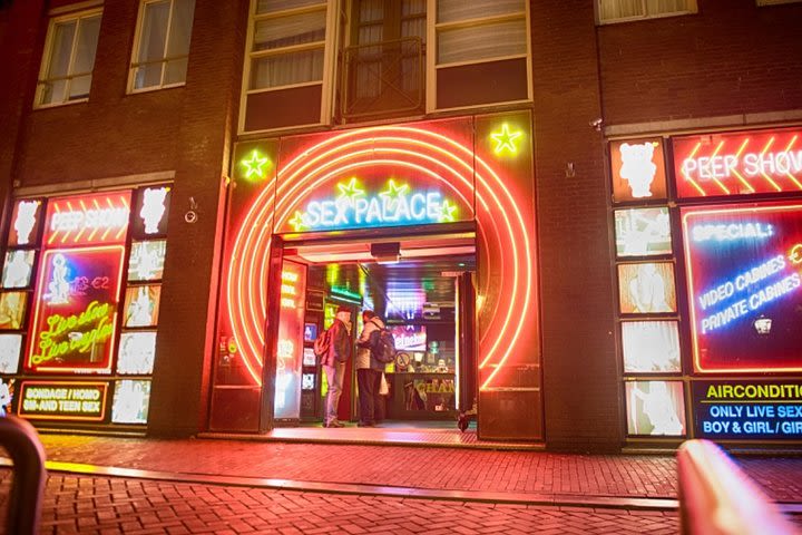 Private Tour: Amsterdam Red Light District and Coffee Shop Tour image