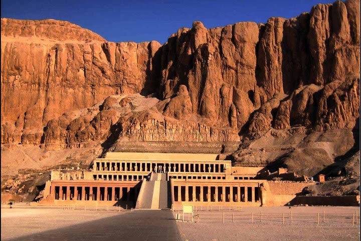 Day Tour from Safaga to Luxor image