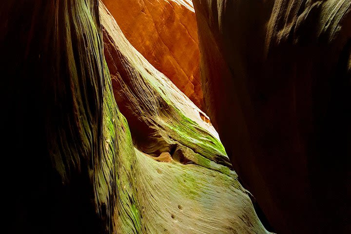 Private Peek-A-Boo slot canyon guided tours  image