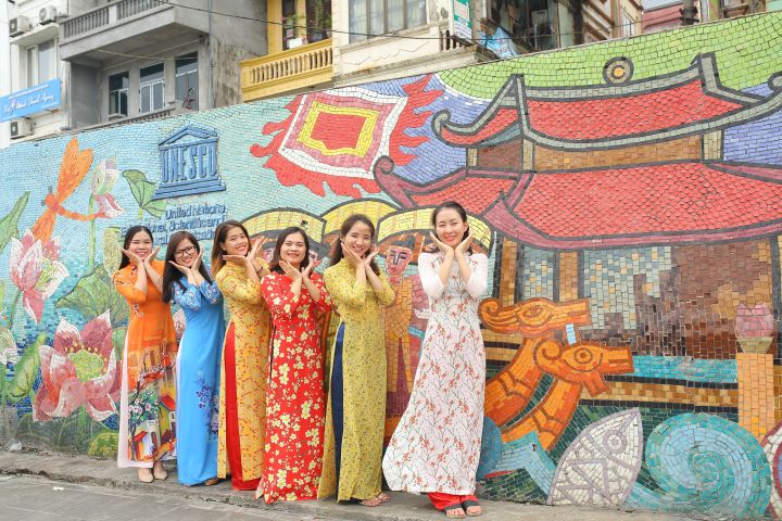 Traditional Ao Dai Rental in Hanoi image