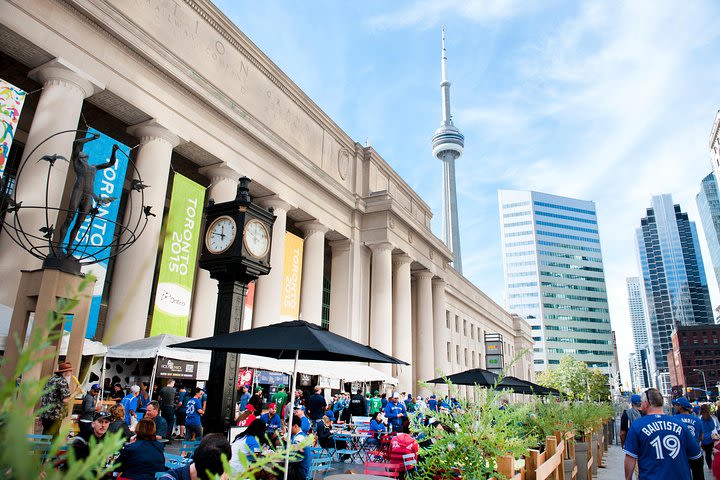 PATH - A Walking Tour of Toronto's Underground City image