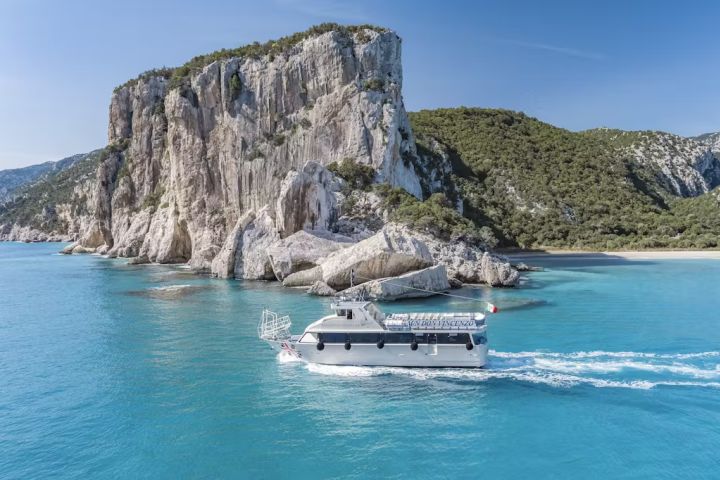 Boat Transfer from Cala Gonone to Cala Luna image