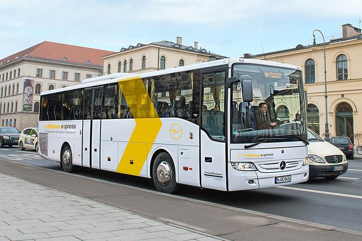 Shared Departure Transfer: Munich Central Station to Munich Airport image