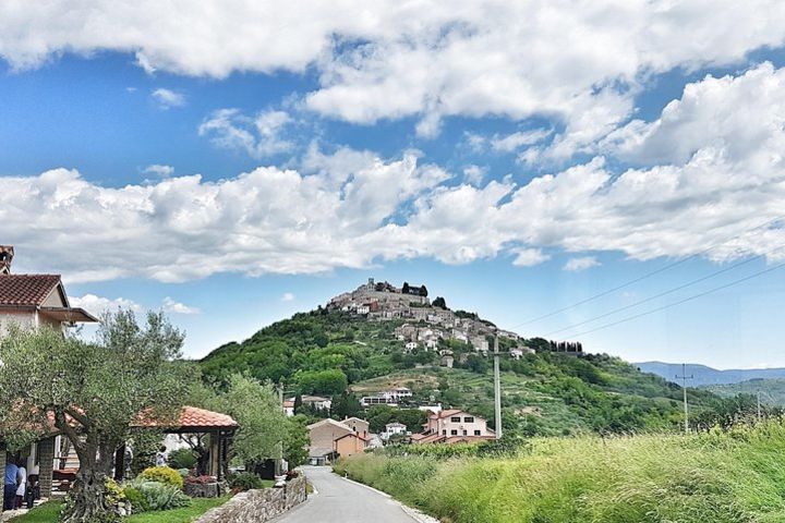 Istrian hill towns and Baredine cave image