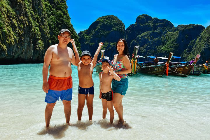 Phi Phi Islands Tour from KHAO LAK image