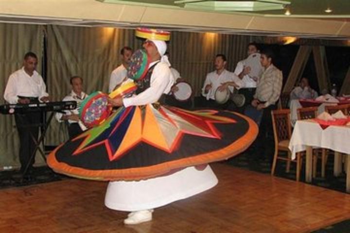 Nile Dinner Cruise plus Live Entertainment from Cairo or Giza image