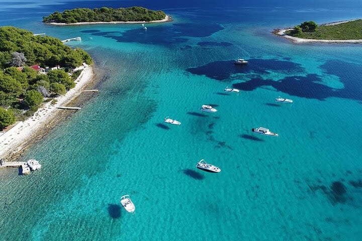 Small-Group Speedboat Three Islands Tour to Blue Lagoon and Trogir image