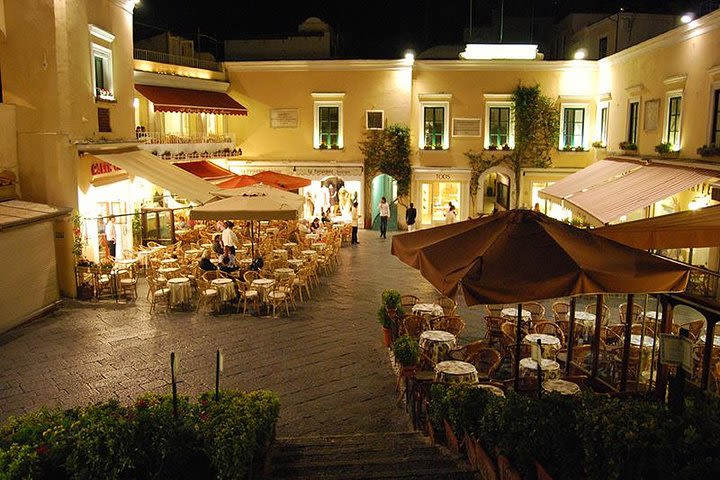 Small-group sunset and evening boat tour of Capri image