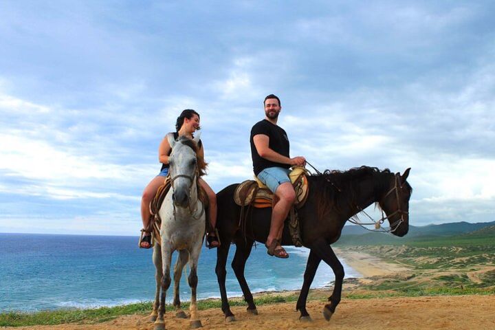 Tacos and Horseback Riding at Migriño beach image