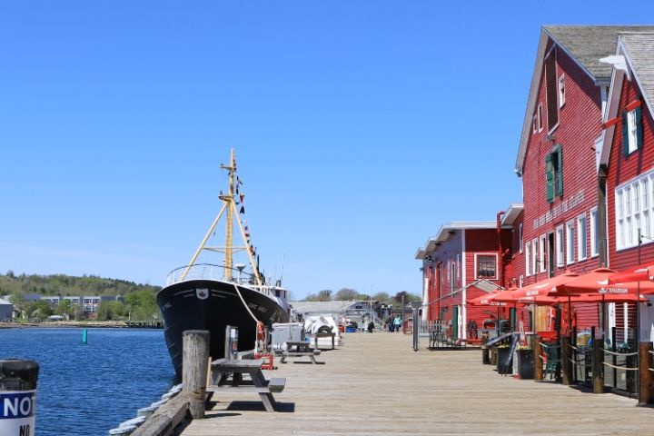 Lunenburg Food Walking Tour image