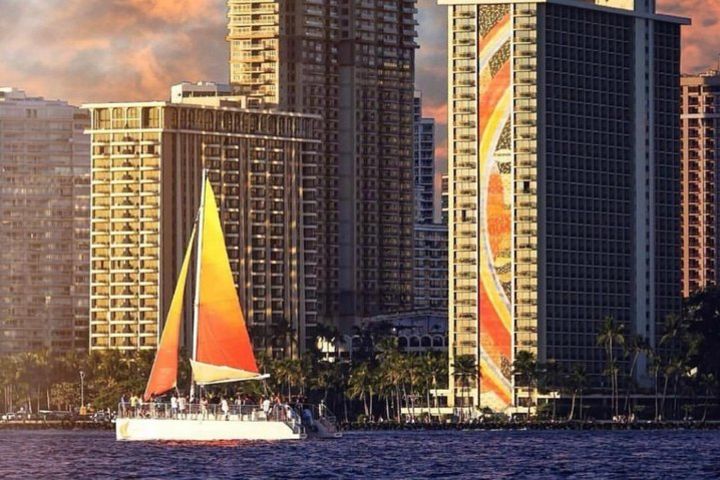 Waikiki Sunset Cocktail Sail with Open Bar image