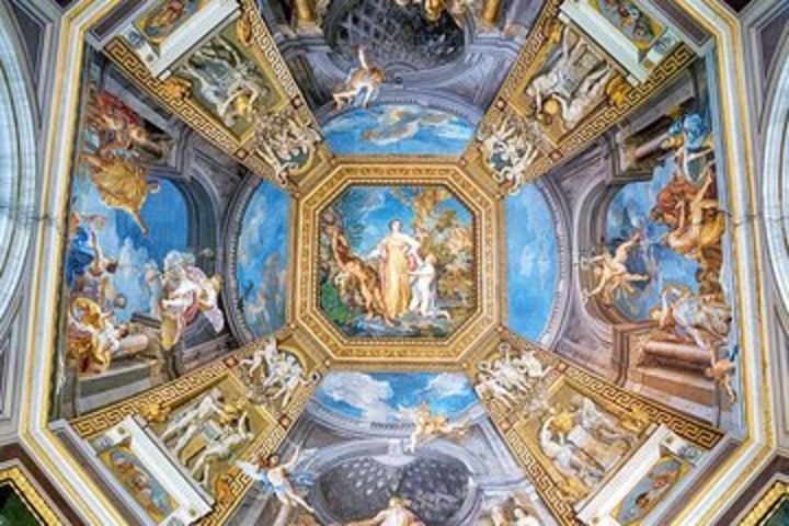 Vatican Tour for Kids with Egyptian Collection and Sistine Chapel image