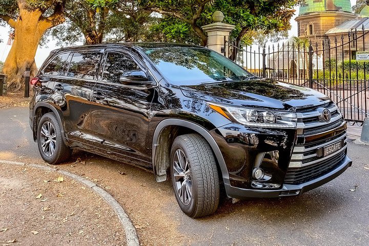 Private Sydney Foreshores and Beaches SUV Tour image