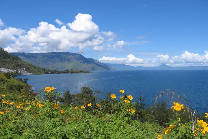 Private Tour: Karo Highlands and Lake Toba from Medan image