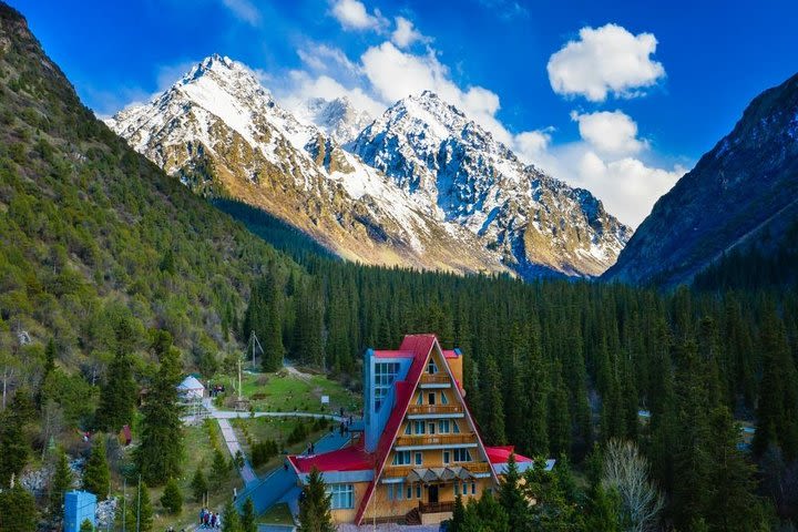 Day tour Ala-Archa National Park + Bishkek City Tour + Dinner with Kyrgyz Family image