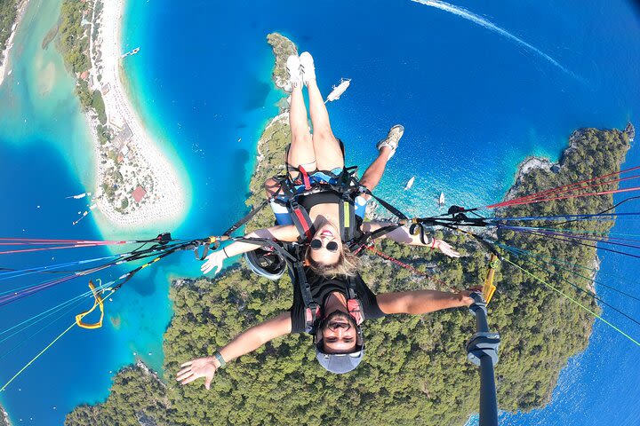 Paragliding over Oludeniz with Skywalkers image