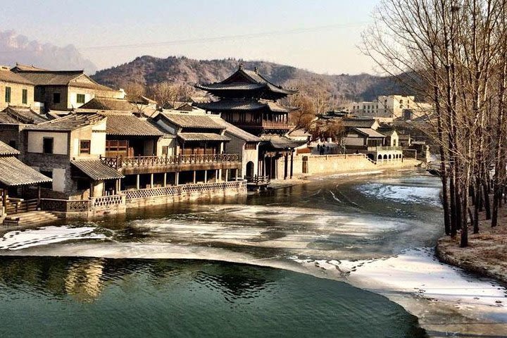 One-Day Private Gubei Water Town and Simatai Great Wall Tour of Beijing image