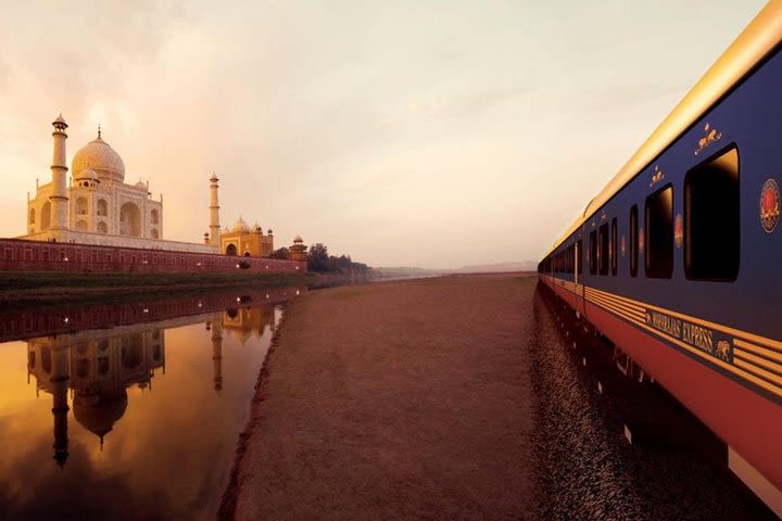 Agra By Gatiman Express(Speed Of India) image