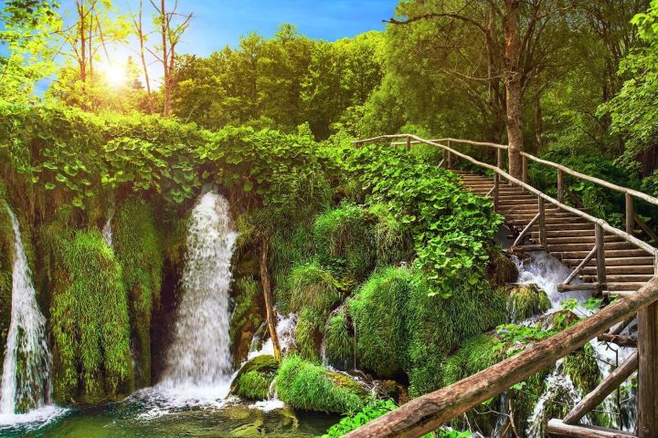 Zagreb to Split Transfer with Plitvice Lakes Stop image