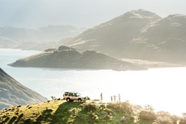 Wanaka 4x4 Explorer The Ultimate Lake and Mountain Adventure image