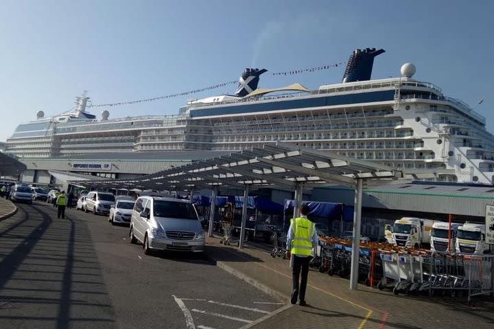 Shuttle Service London and Heathrow Hotels to Southampton Cruise Terminals image