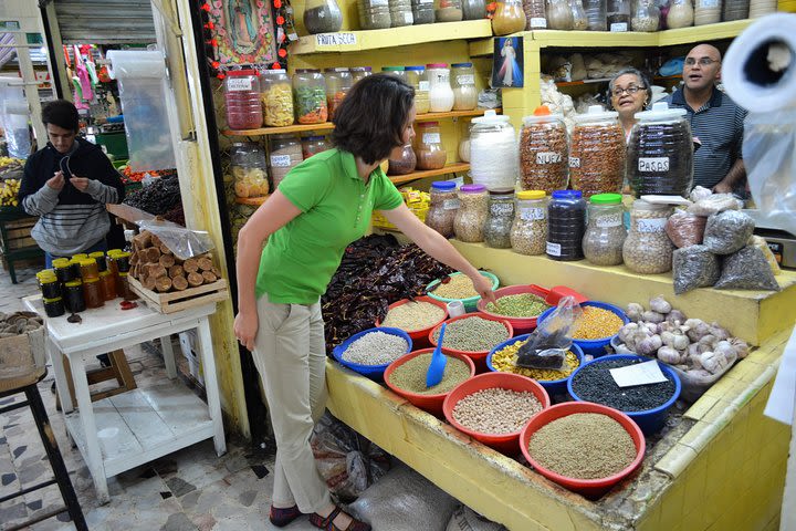 Mercado walking food tour image