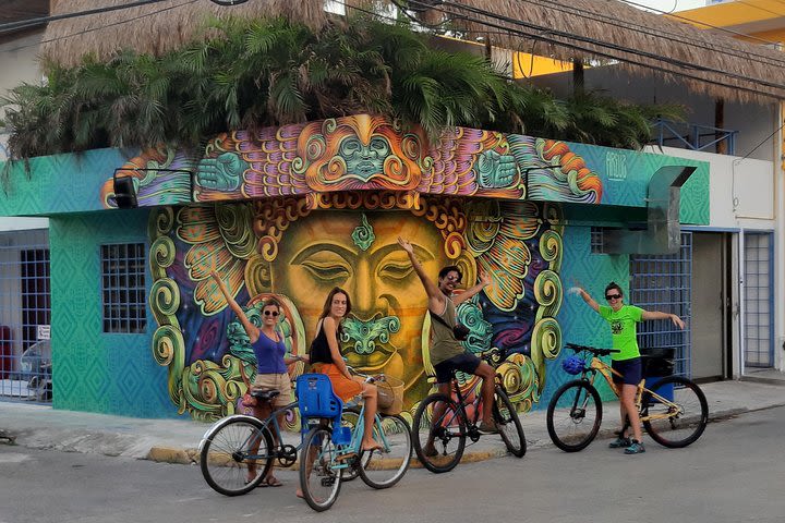 Graffitis & Munchies biketour Playa del Carmen image