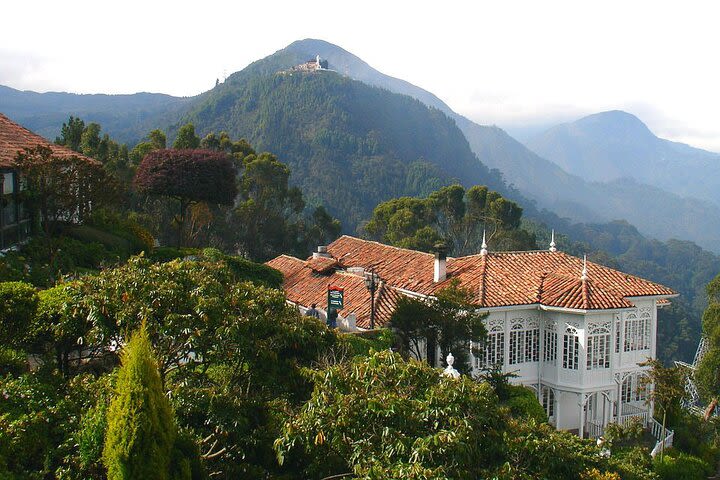 Monserrate Private Tour + Lunch (6Hrs.) image