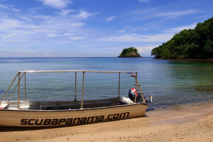 Day Trip to Portobelo Ruins and Beach image