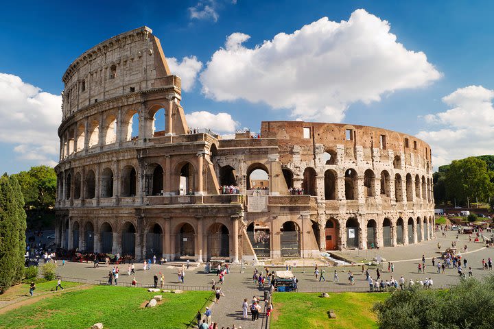 Private Colosseum Tour with Roman Forum and Palatine Hill image