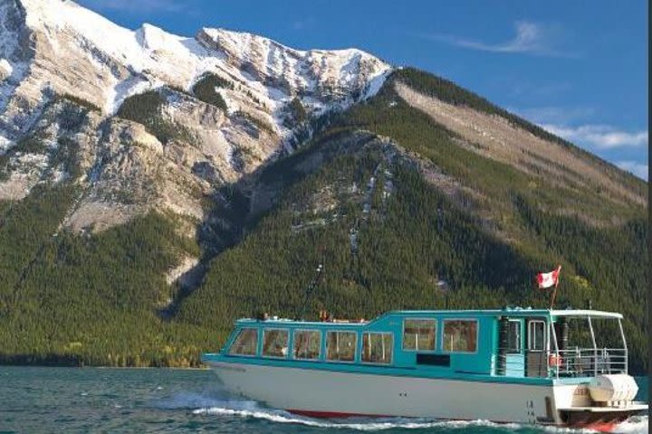 Lake Minnewanka Cruise image