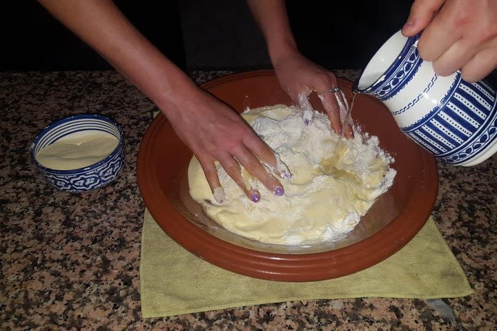 Fez Pastries Class image