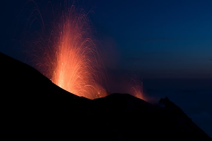 Trekking at 400m to admire the explosions of the volcano and the Sciara del Fuoco image