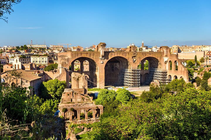 Roman Forums Self-Guided Audio Walking Tour image