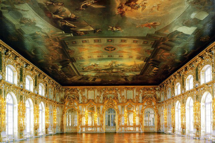 Catherine Palace Private Tour with Amber Room and skip-the-line tickets image