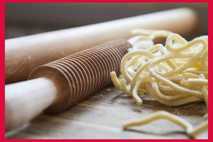  Private cooking class at a local's home with tasting in Catania image