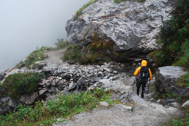 Annapurna Base Camp Deluxe Trekking image