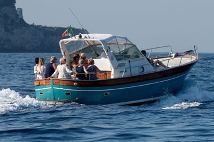 Full-Day Small-Group Capri and Blue Grotto Tour by Boat image